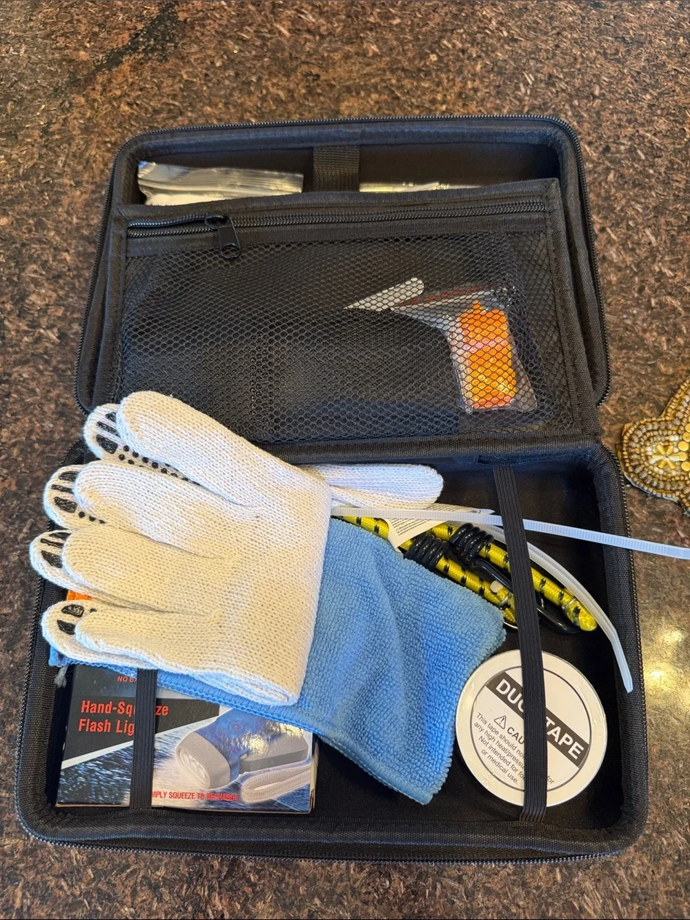 NWT Never used Land Rover Emergency Travel Case